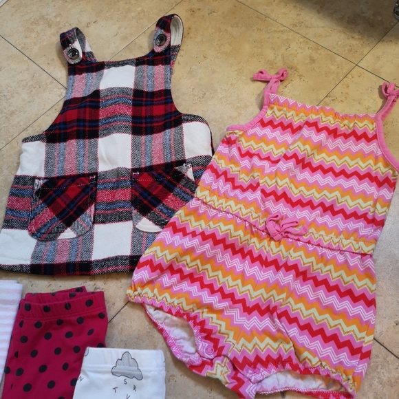 Baby Girl Bundle Dress - Romper - Tights - Picture 11 of 14
